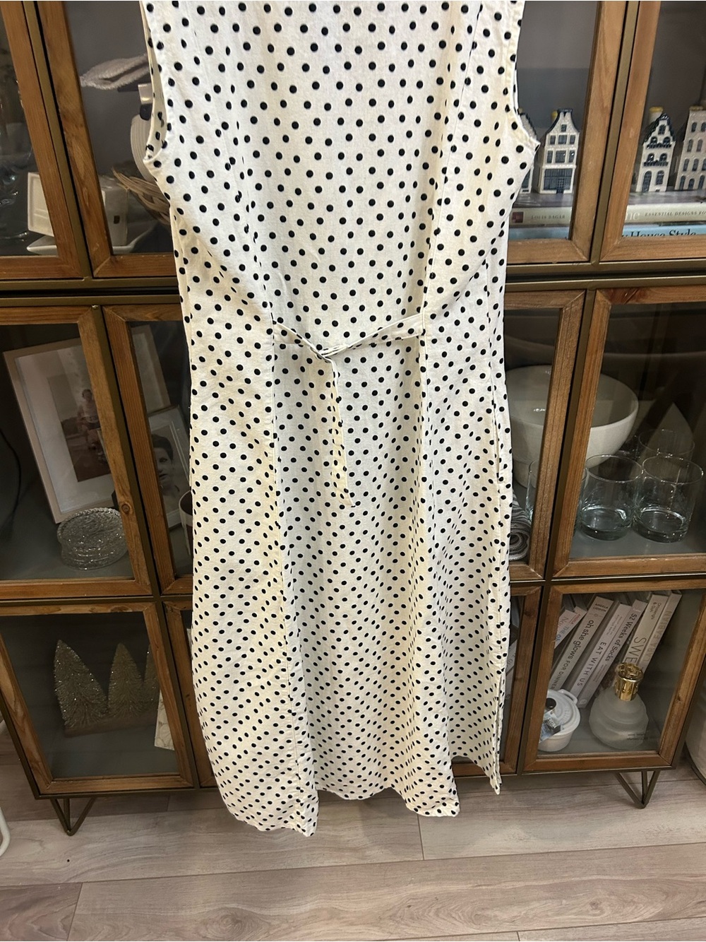 Vintage Cotton Sleeveless V-Neck Polka Dot Midi Dress - Picture 10 of 13